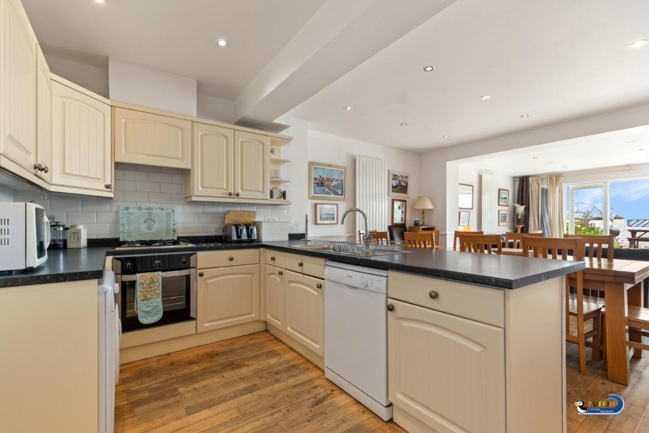 Kilmore - Beach Front House, Direct Beach Access, Spectacular Sea Views Saundersfoot Extérieur photo